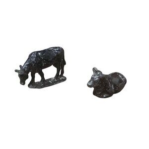 Vintage Lead Figures 2 Tiny Cows 1950s Vintage Lead Toys .5" Tall